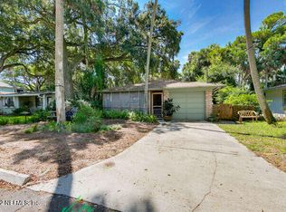 364 9th St, Atlantic Beach, FL 32233