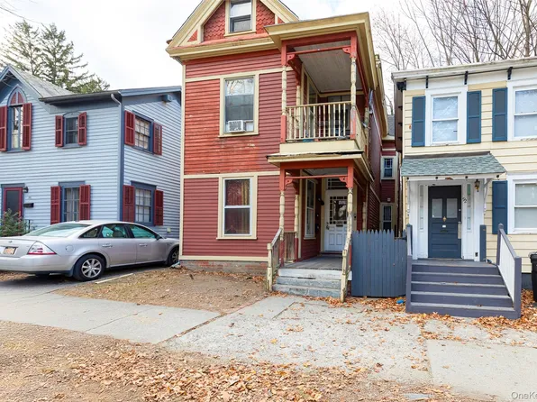 94 Academy Street, Poughkeepsie, NY 12601