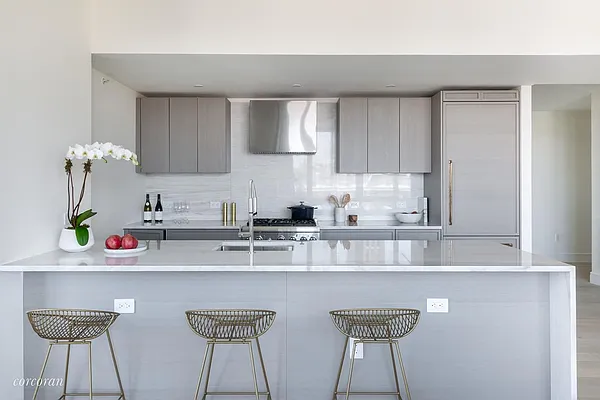 Sold by Corcoran | media 32