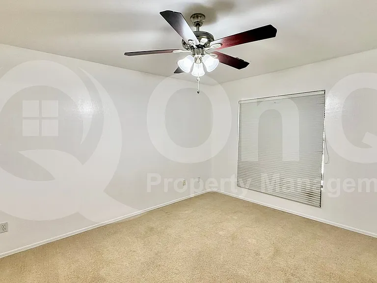 27822 N 47th St — Photo 29