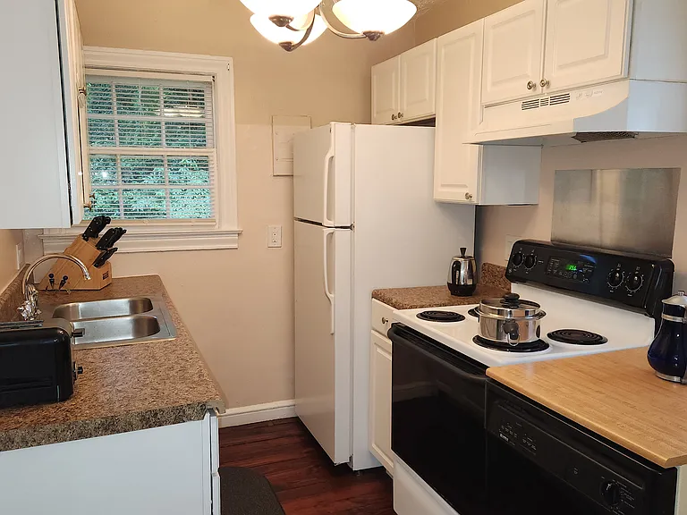 1354 E Forrest Ave #1 — Photo 1