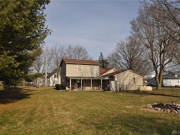 4th image of 1856 Ross St