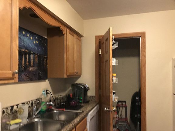 3rd image of 413 Kiowa Dr APT 204