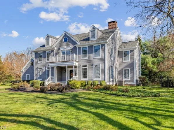 6 Chesterfield Dr, Chester Twp., NJ 07930