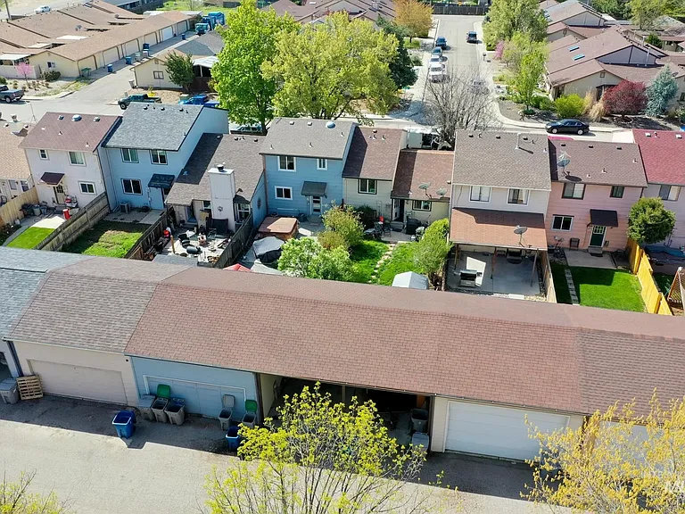 6498 W Denton St — Photo 3