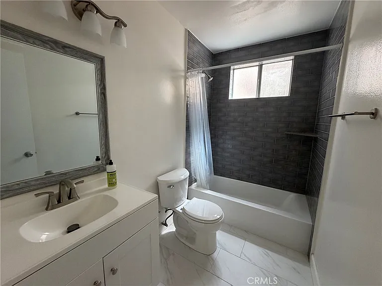 4358 Mammoth Ave #10 — Photo 13