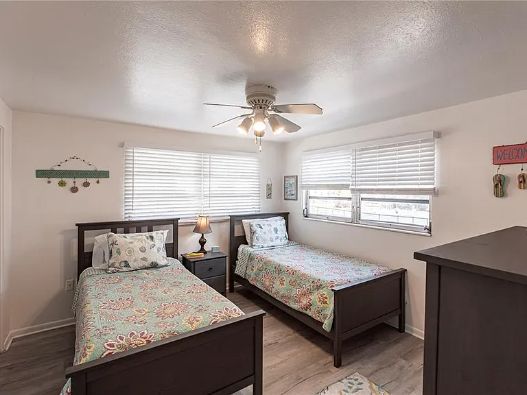 6020 Midnight Pass Rd #50 — Photo 17