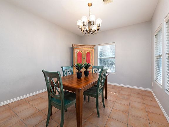 4th image of 4205 River Oaks Dr