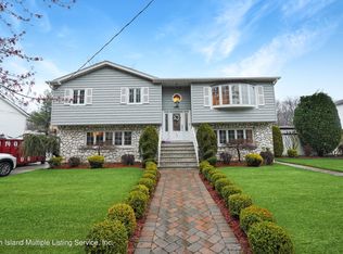 65 Rae Ave, Staten Island, NY 10312