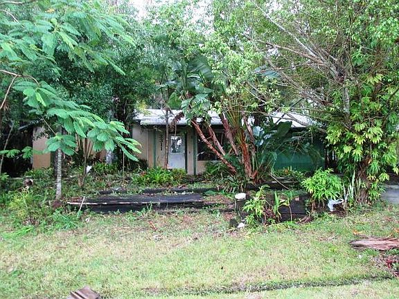 2nd image of 3311 SW Savona Blvd