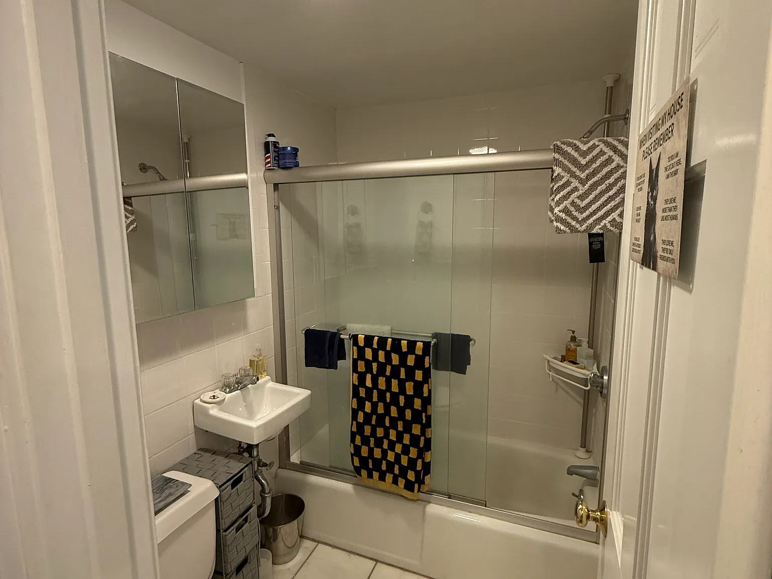 1 bed, 9999 sqft, $2,600 — Photo 1