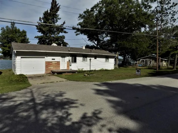 4322 E Cedar Lake Dr, Greenbush, MI 48738