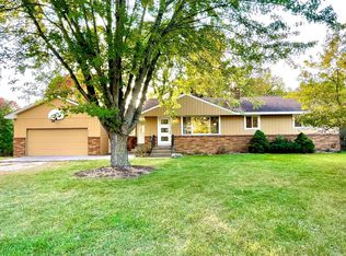 5559 Turtle Lake Rd, Shoreview, MN 55126