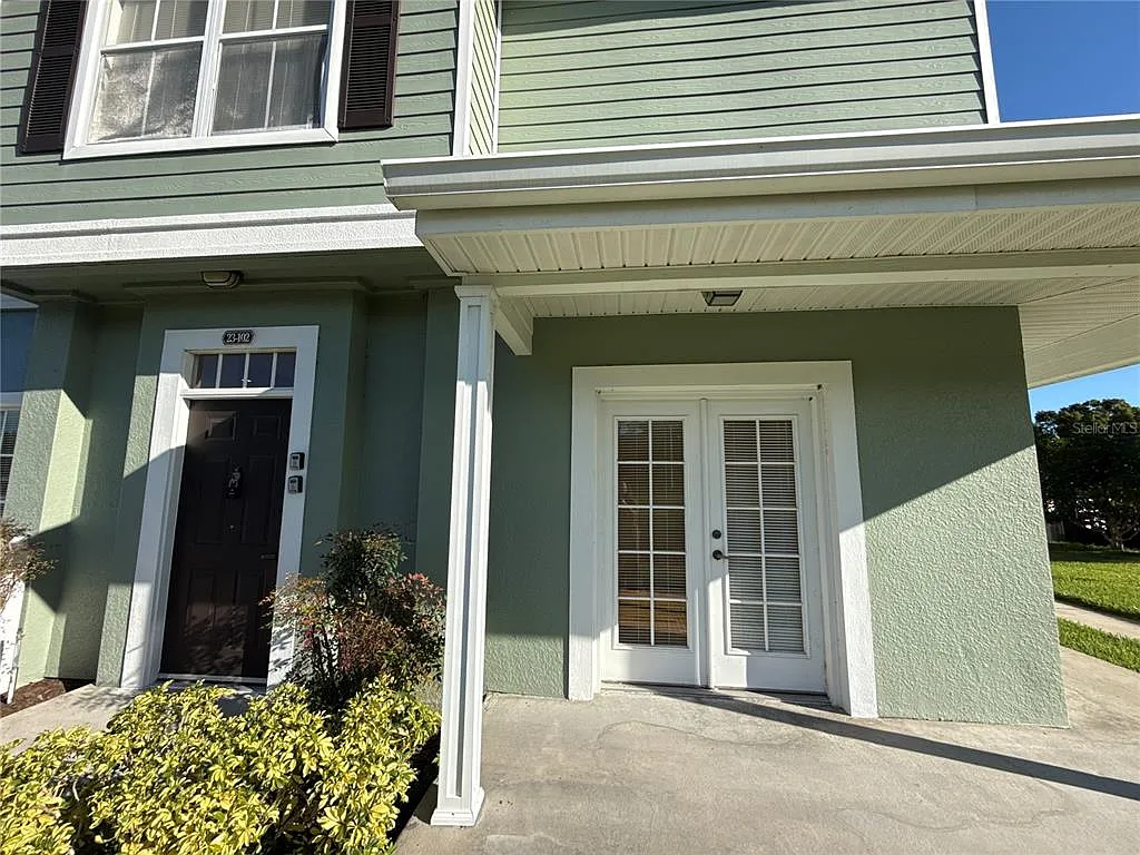 4 bed, 3.0 bath, 1470 sqft, $1,900 — Photo 2