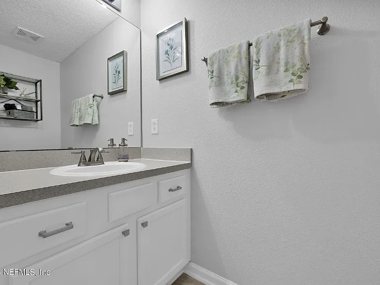 862 Southern Creek Dr — Photo 9