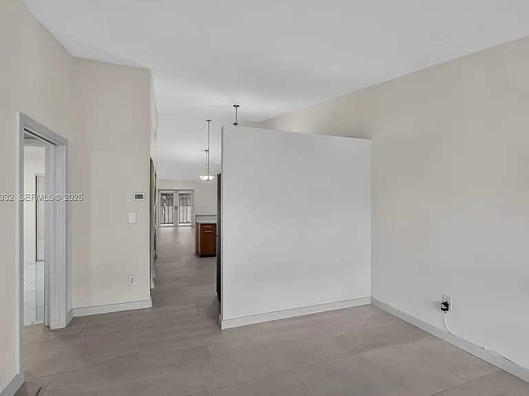 2141 W 53rd St — Photo 10