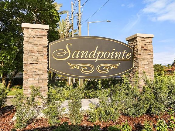 3rd image of 8209 SANDPOINT BOULEVARD
