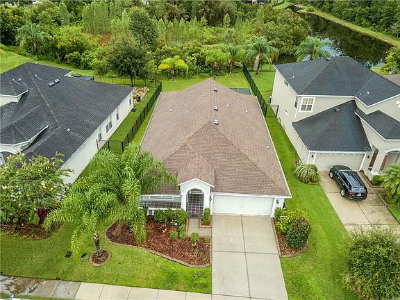 3rd image of 4026 Huntingdale Ct