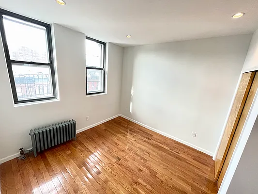 Rented by EXIT Realty Premium | media 8