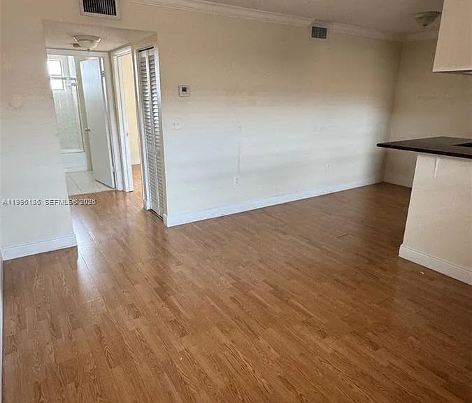 2441 SW 31st Ave #303 — Photo 2