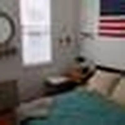Rented by Roz Khan, LREB | media 3