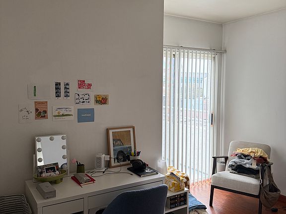 4th image of 1607 Glendon Ave APT 9