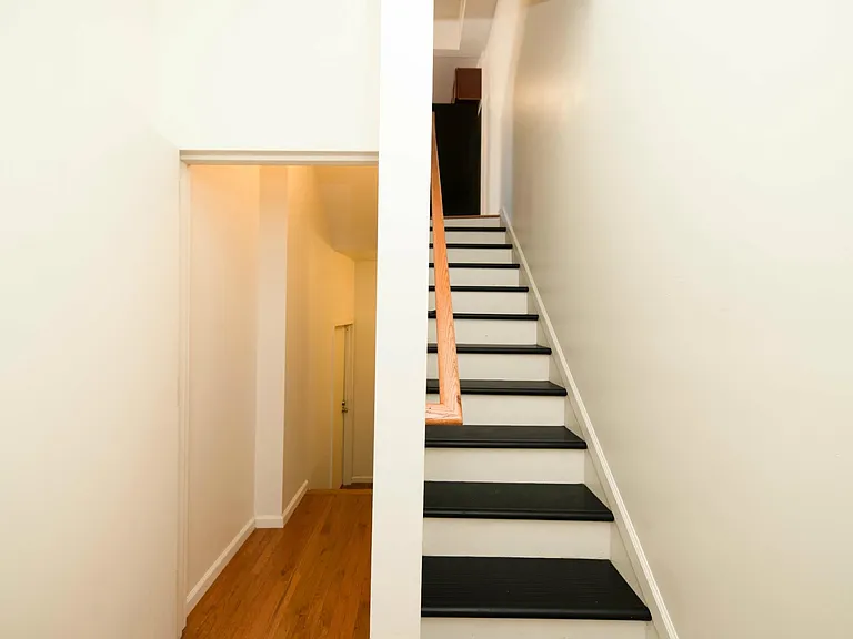 1414 Christian St #3 — Photo 2