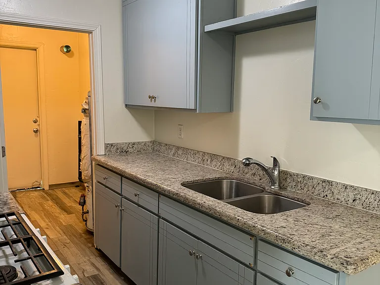 1212 N Rinaldi St — Photo 3