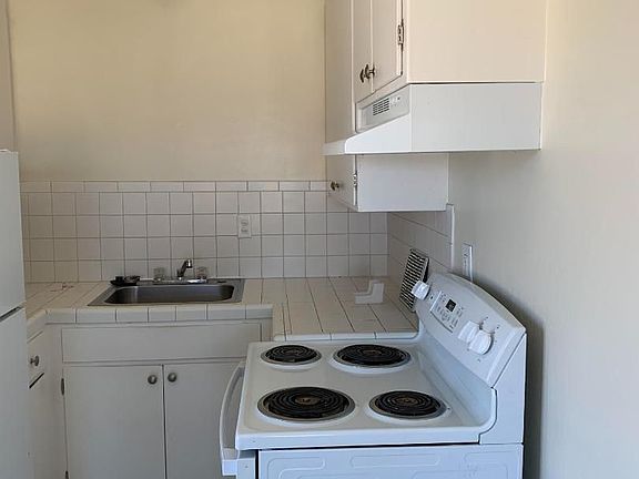 3rd image of 65 Hemlock Ave #4