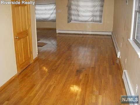 2nd image of 477 Lincoln Ave