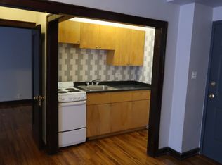 846 W Montrose, Chicago, IL 60626