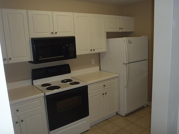 Kitchen from entrance