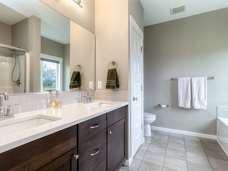 839 Newtown Rd #A — Photo 22