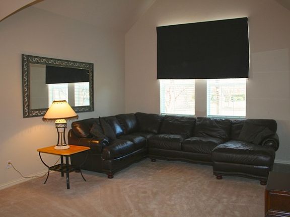 2nd image of 1204 Whispering Oaks Dr