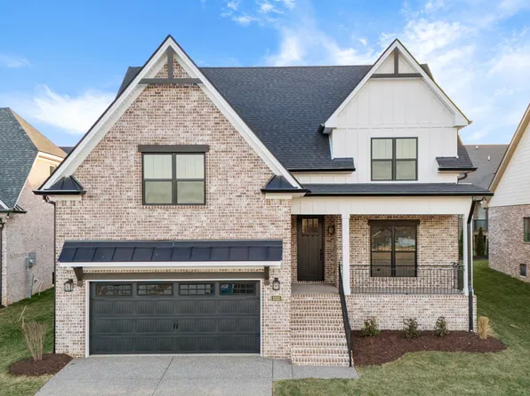 2020 Wt Chandler Blvd #82, Gallatin, TN 37066