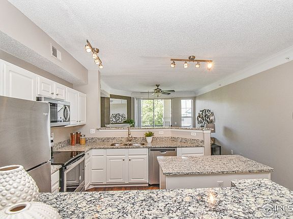 5th image of 1818 Eureka Ln #18