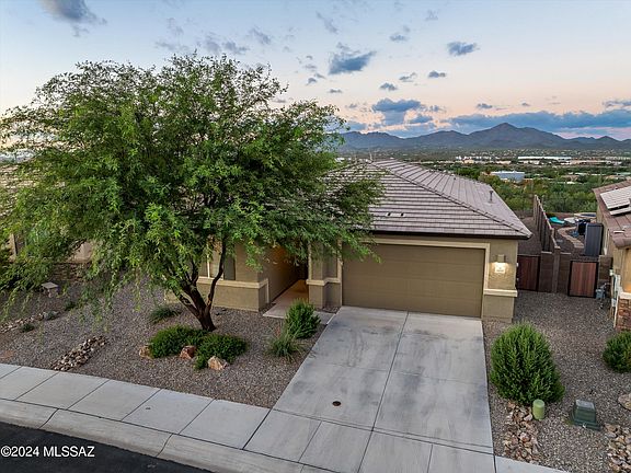 3rd image of 4855 W Willow Wind Pl