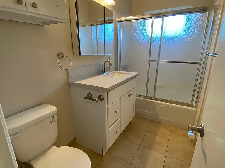 430 N Catalina Ave #5 — Photo 6