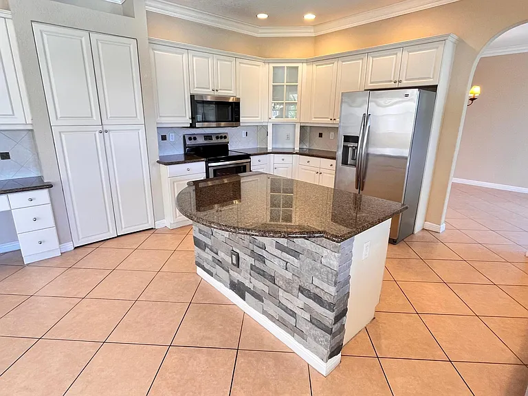 9546 Worswick Ct — Photo 18