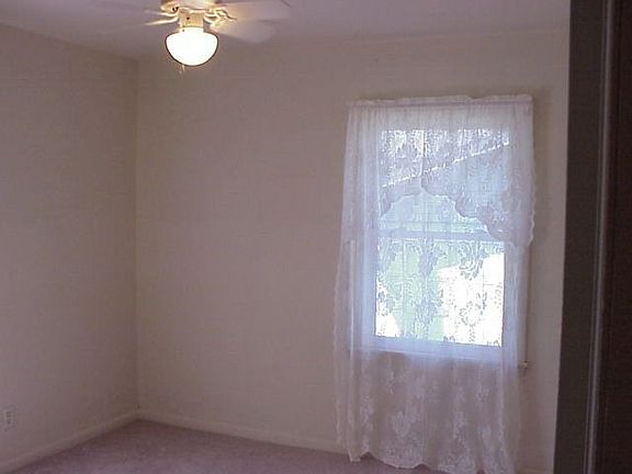 2nd image of 312 Alvey Dr