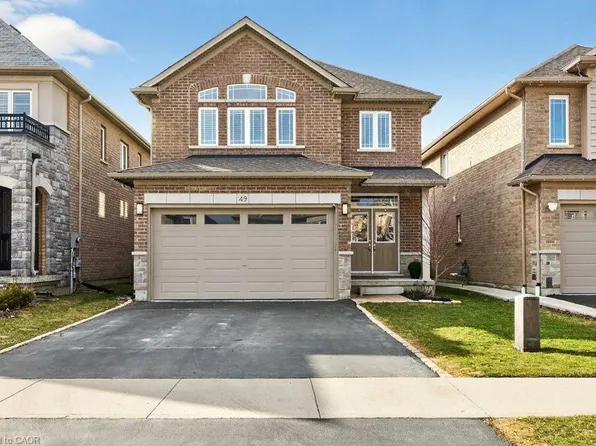 49 Narbonne Cres, Hamilton, ON L8J 0J7
