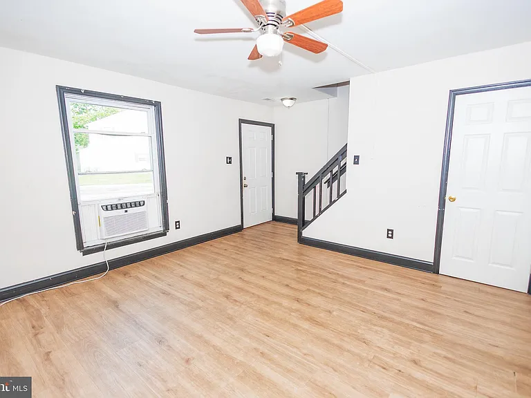 32 Beau Rivage Dr — Photo 3