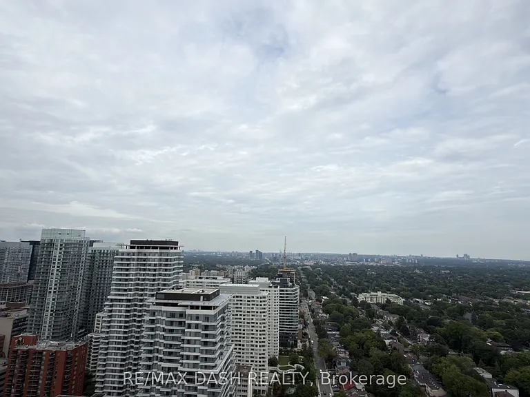 20 Soudan Ave #3602 — Photo 14