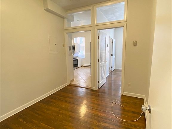 3rd image of 5 Battery St APT 2F