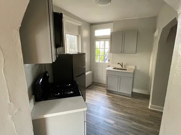 749 Hazelwood Ave APT 1, Pittsburgh, PA 15217