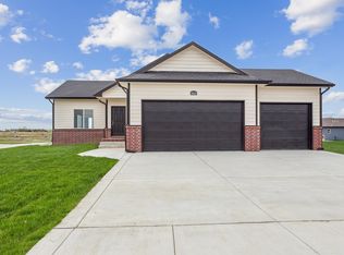 5025 N Toben Ct, Wichita, KS 67226