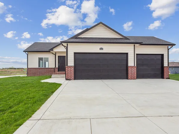 5031 N Toben Ct, Wichita, KS 67226