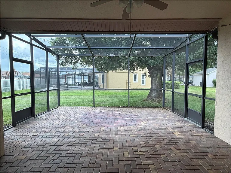 10237 Facet Ct — Photo 37