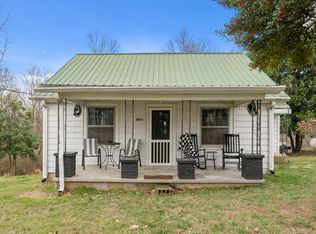 3367 Bowker Rd, Charlotte, TN 37036