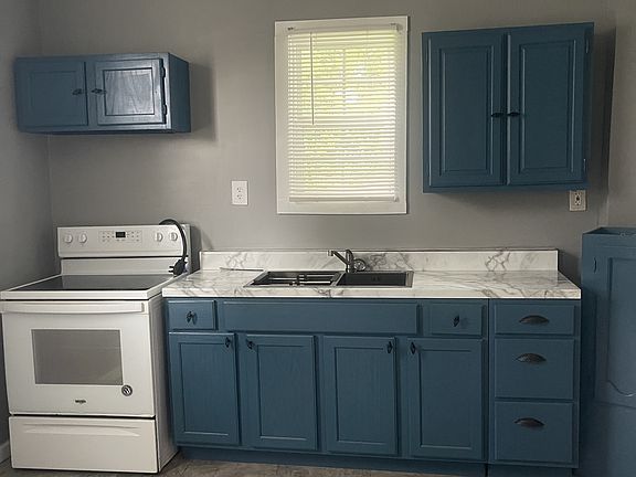 2nd image of 2313 Avenue I #A
